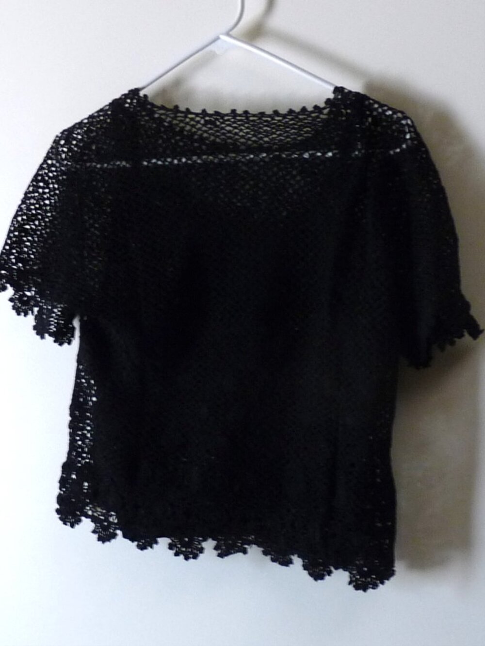 Black lace cropped blouse top lined small cotton M